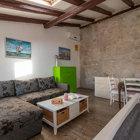 Ana Appartement *